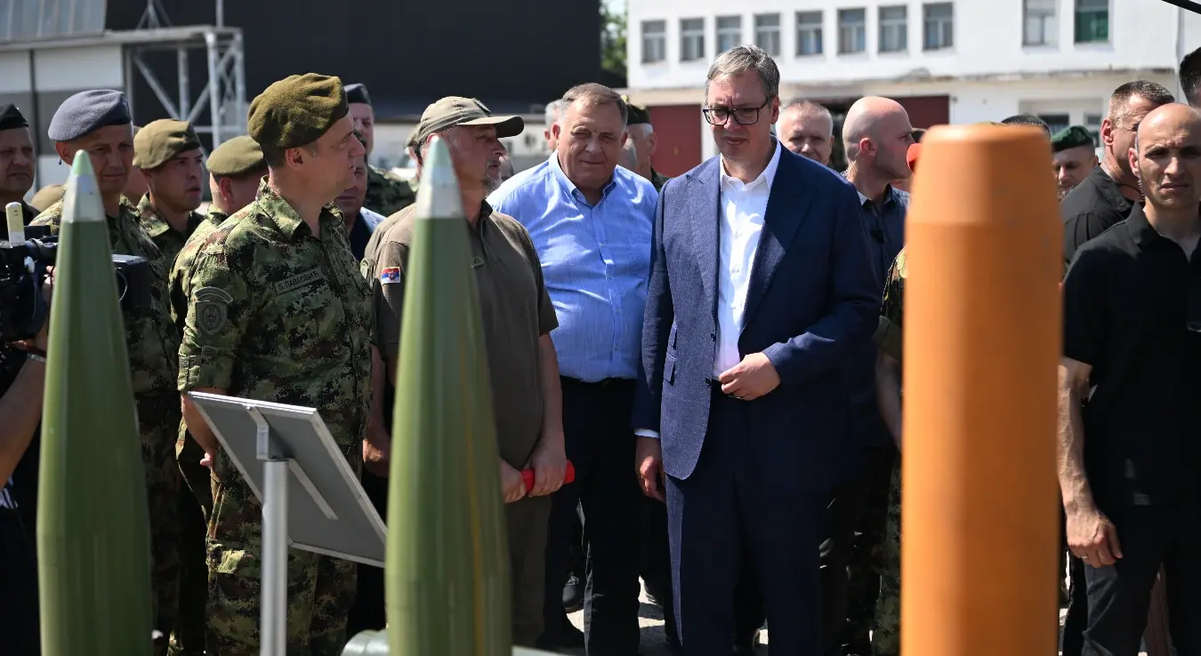 Додик: Српски народ може бити задовољан са опремљеношћу и борбеном готовошћу Војске Србије