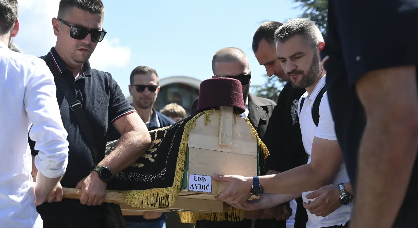 У Сарајеву сахрањен Един Авдић