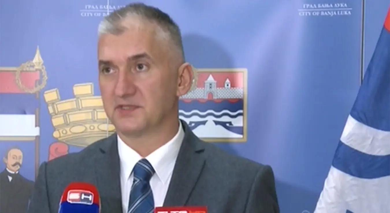 одборник националне мањине