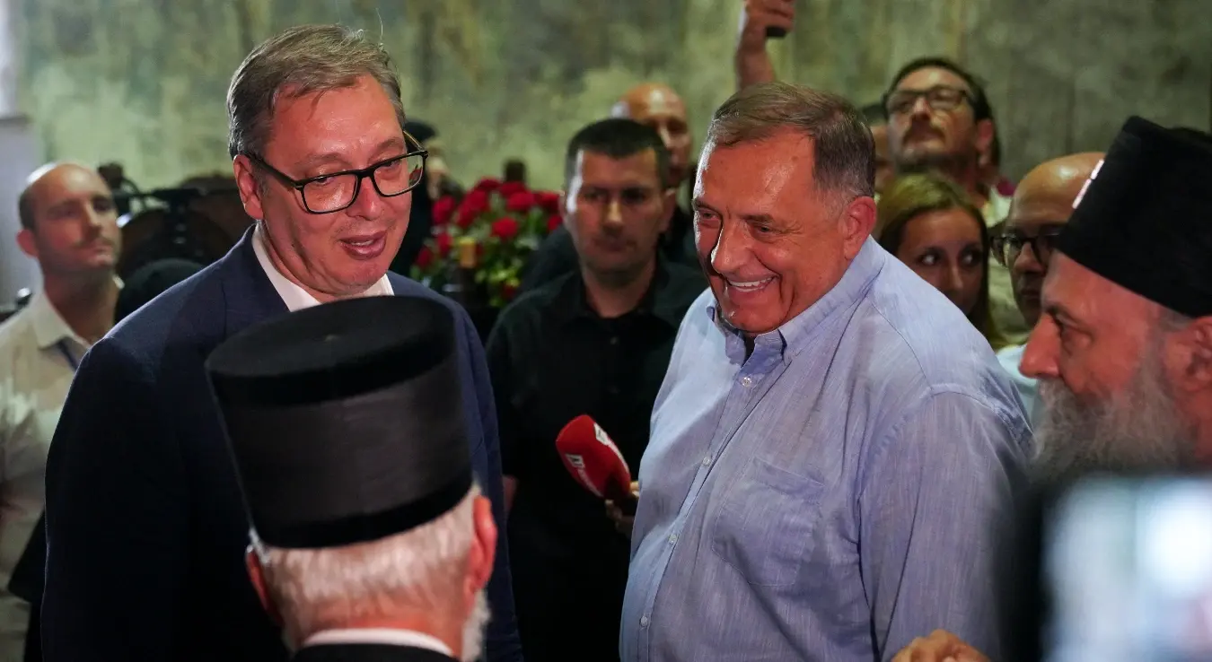 Вучић и Додик Раваница посјета