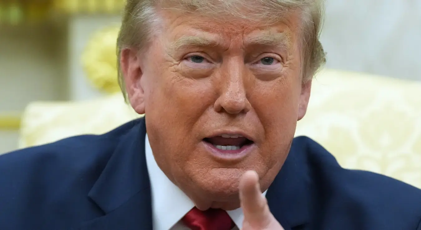 Предсједник Доналд Трамп говори током сусрета са премијером Ирака Алијем ел Заидијем у Овалном кабинету Бијеле куће, у уторак, 14. јула 2026. године, у Вашингтону.