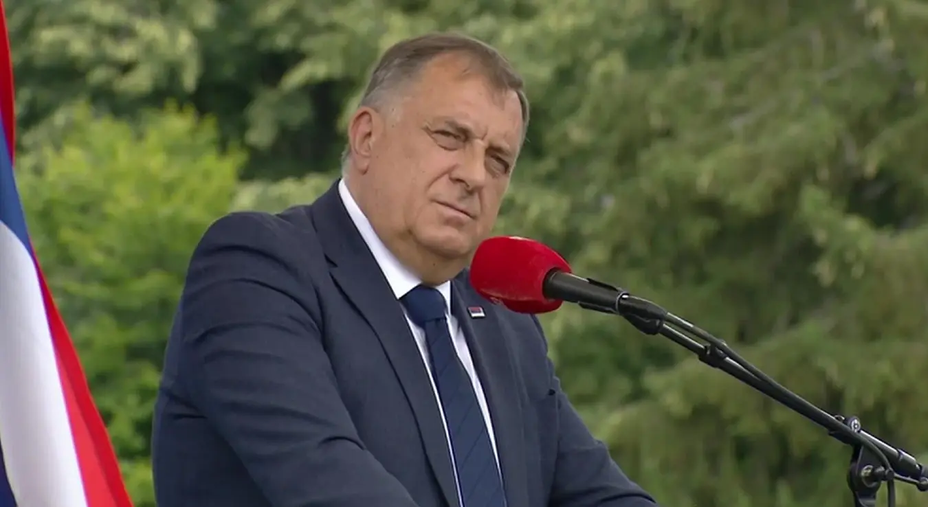 Милорад Додик
