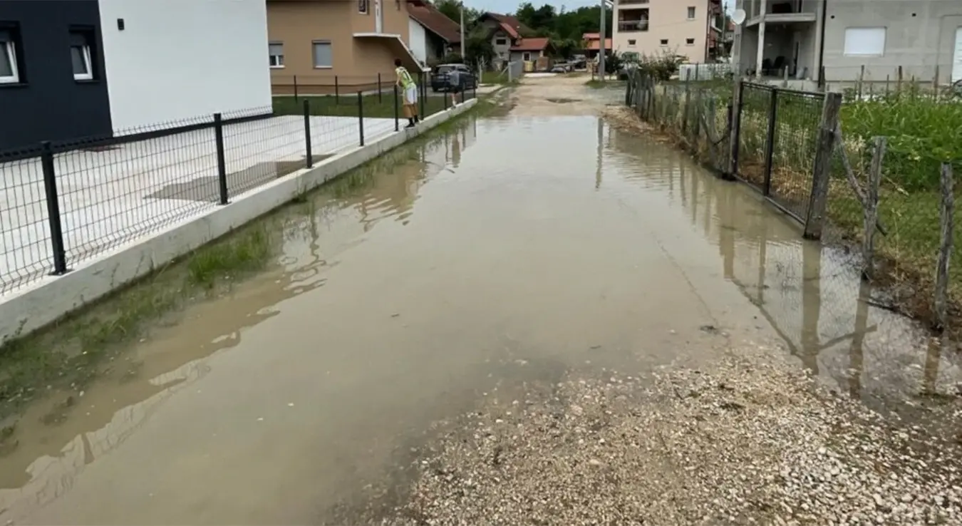 Петрићевац под водом