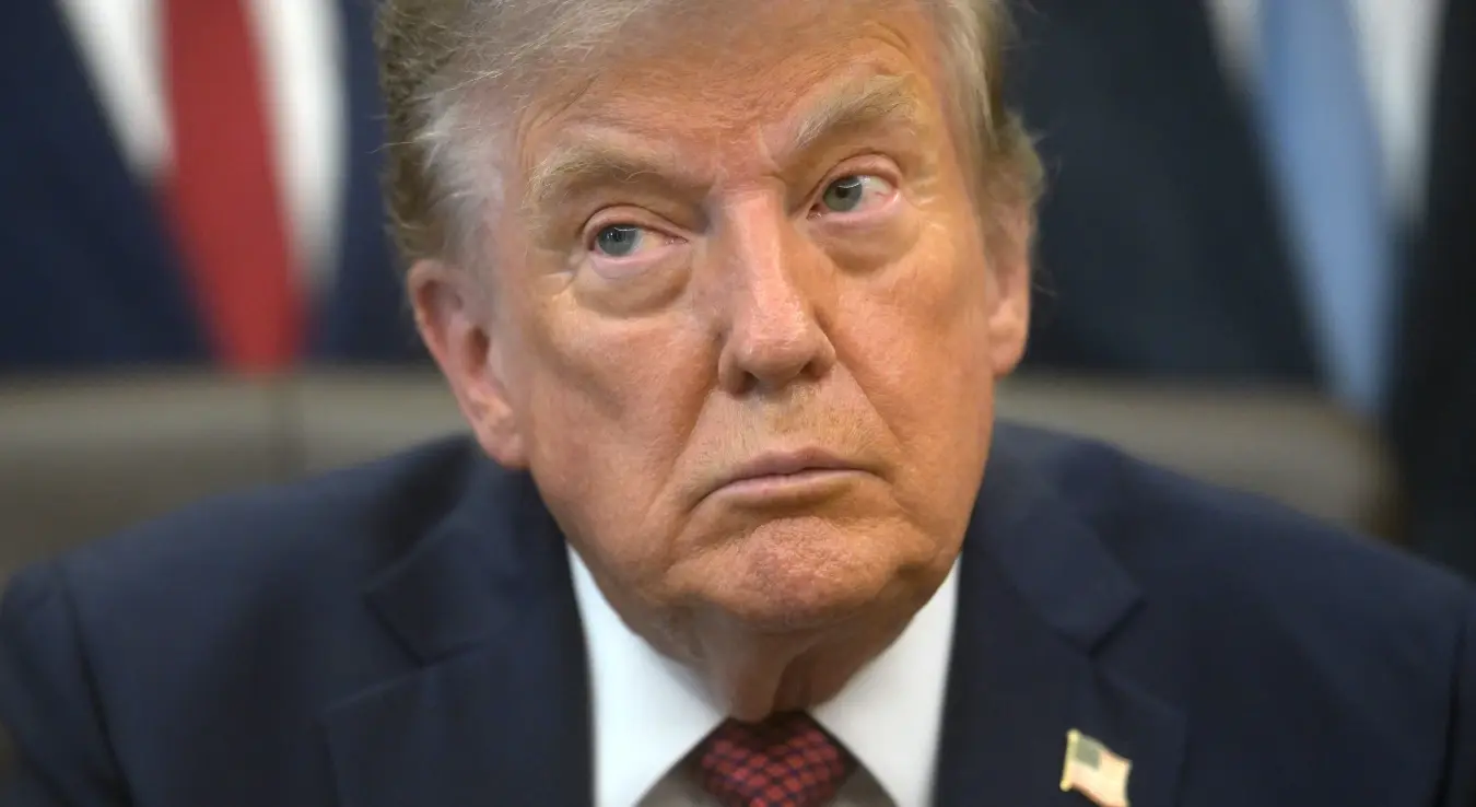 Предсједник Доналд Трамп говори у Овалном кабинету Бијеле куће у Вашингтону, у петак, 24. јула 2026. године.