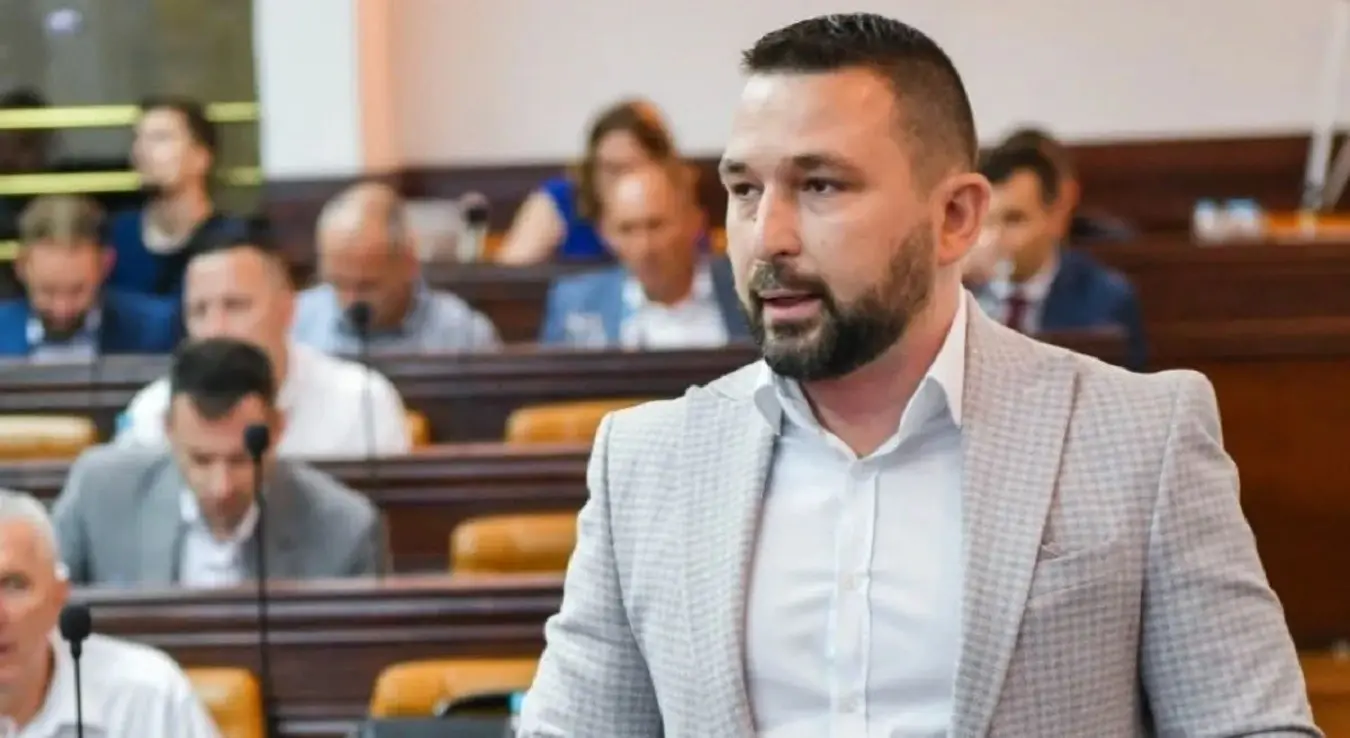 Пећанац позвао пољопривреднике да искористе подстицаје у износу од 1.7 милиона КМ