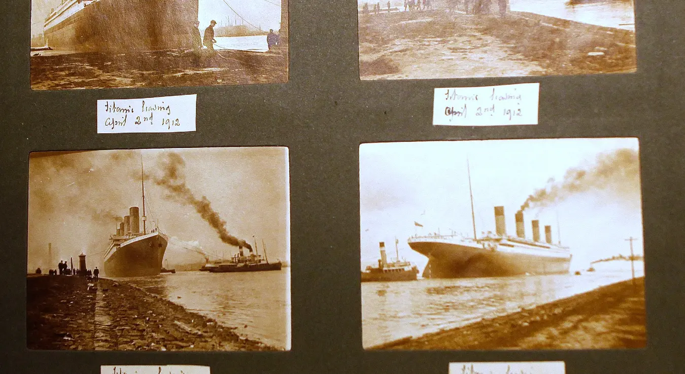 Фотографије Титаника изложене су у породичном албуму у Музеју транспорта у Белфасту, Сјеверна Ирска, у уторак, 14. октобра 2014.