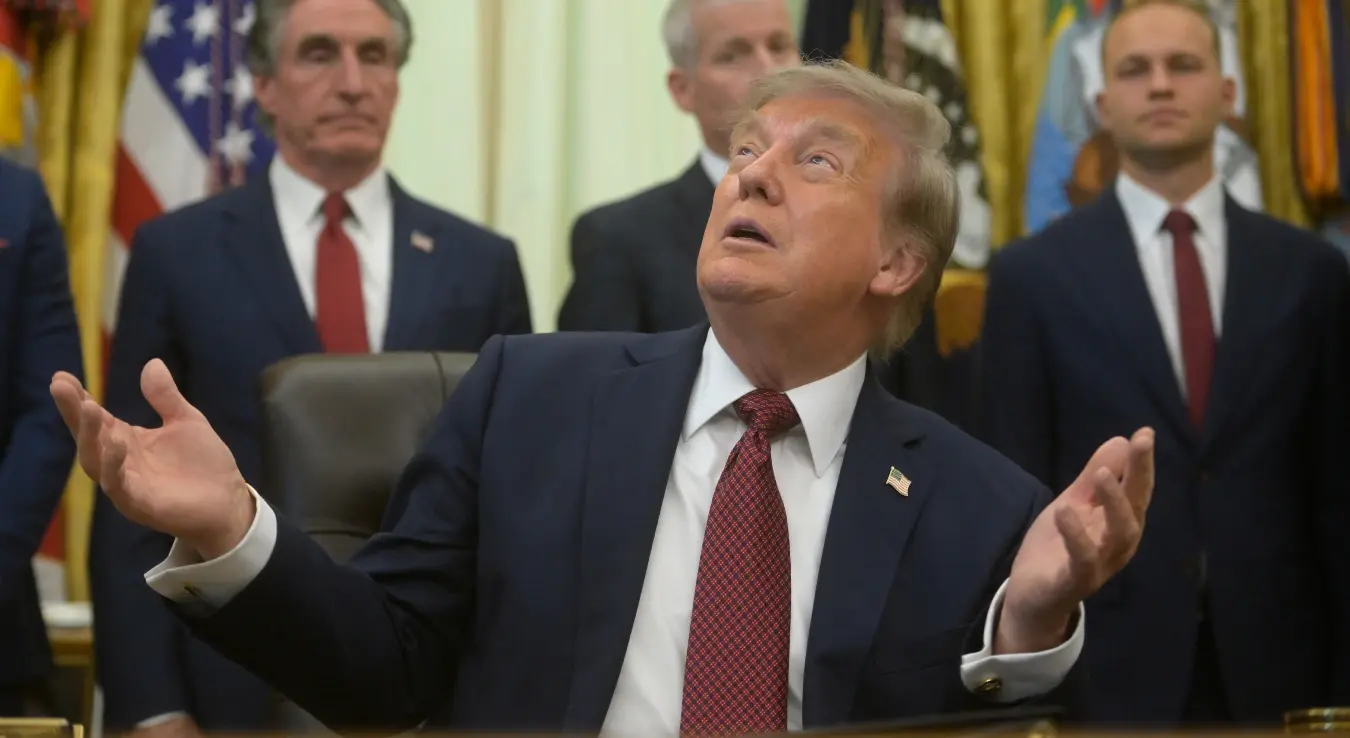 Трамп: Када ја одем, сви ћете банкротирати