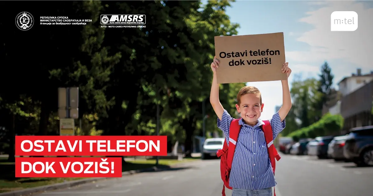 Остави телефон док возиш
