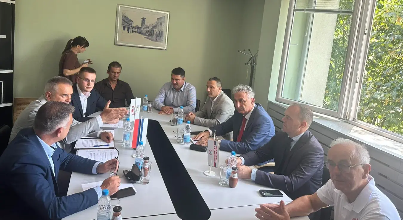 Премјер Републике Српске Саво Минић у Невесињу