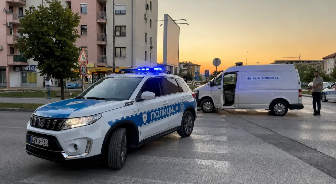Коста Пандуревић рањен са два метка пред дјететом