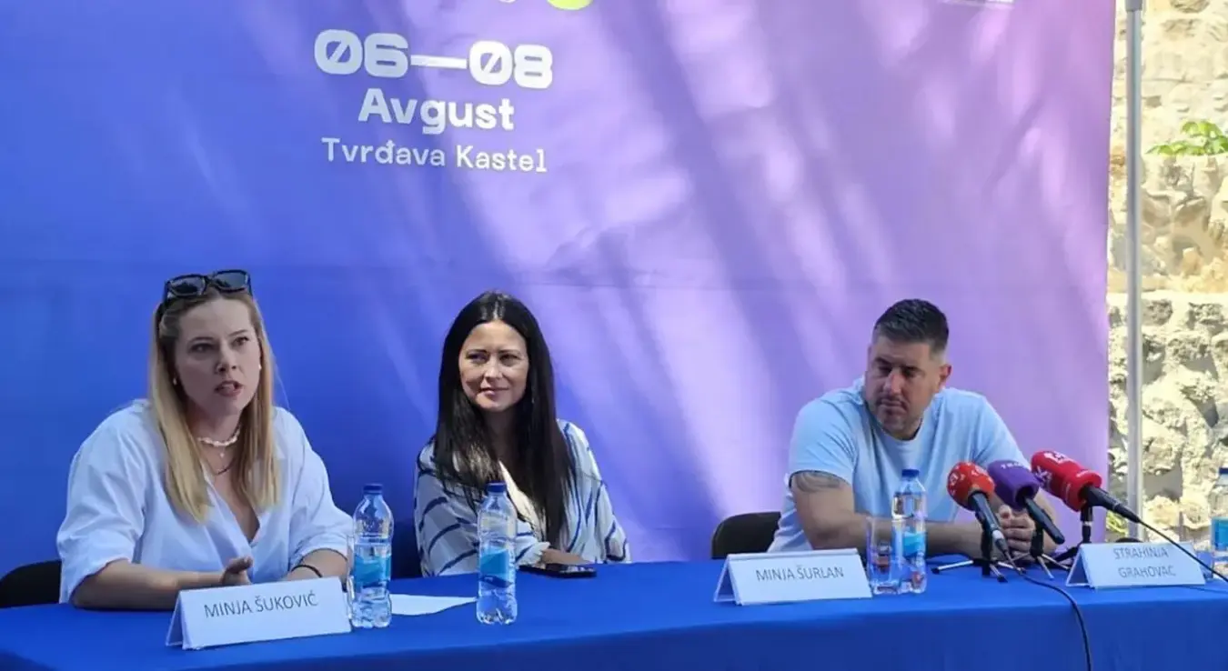 Фрешвејв фестивал конференција