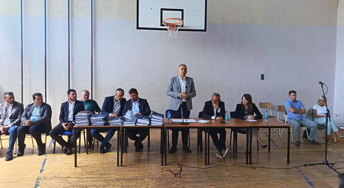 Саво Минић се састао са Љубишом Петровићем: Разговарали и са грађанима