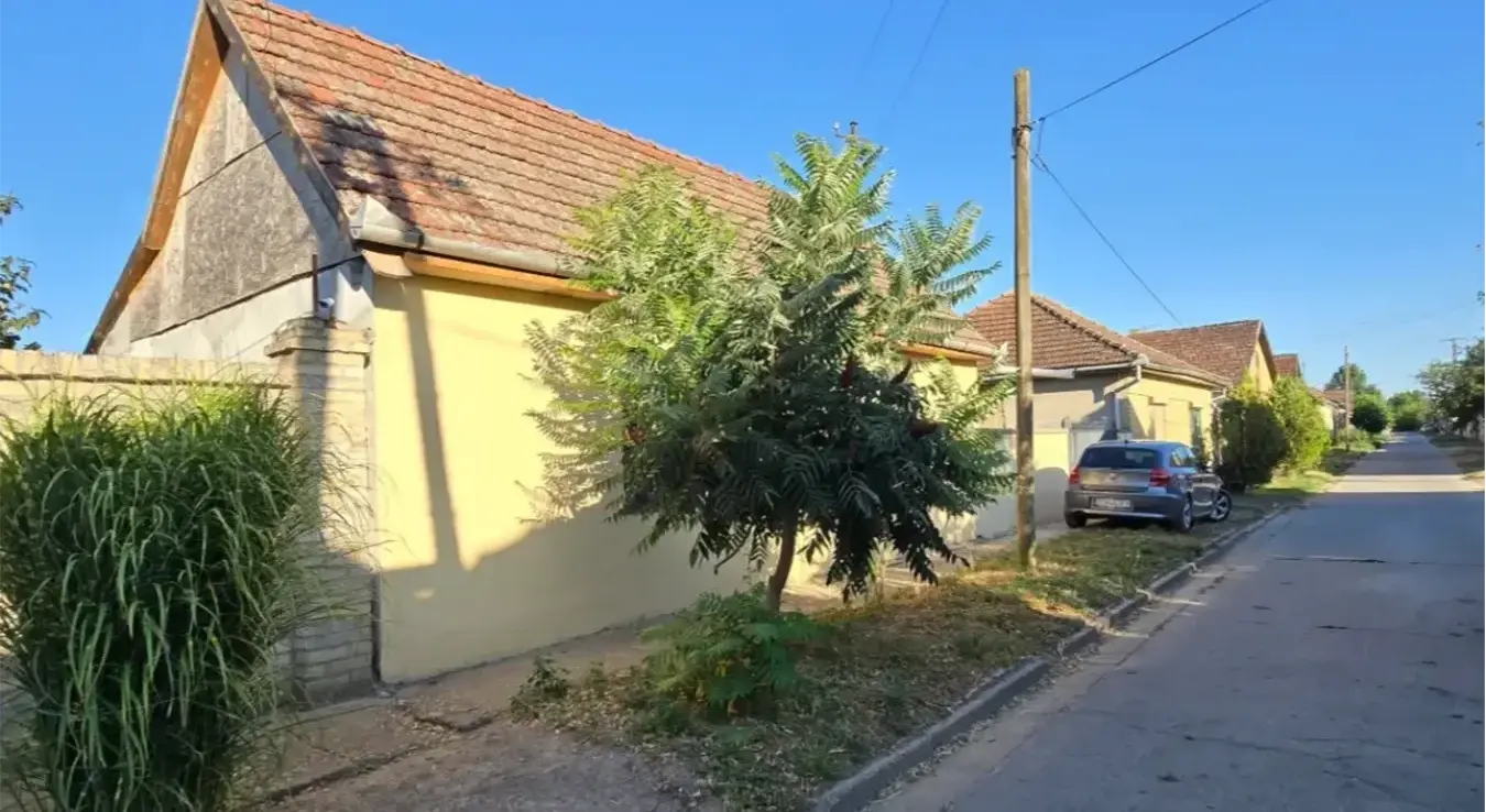 Кућа у Старој Моравици, у општини Бачка Топола