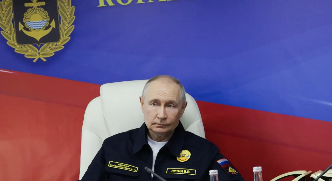 Путин обукао униформу и рекао: "НАТО је кренуо..."