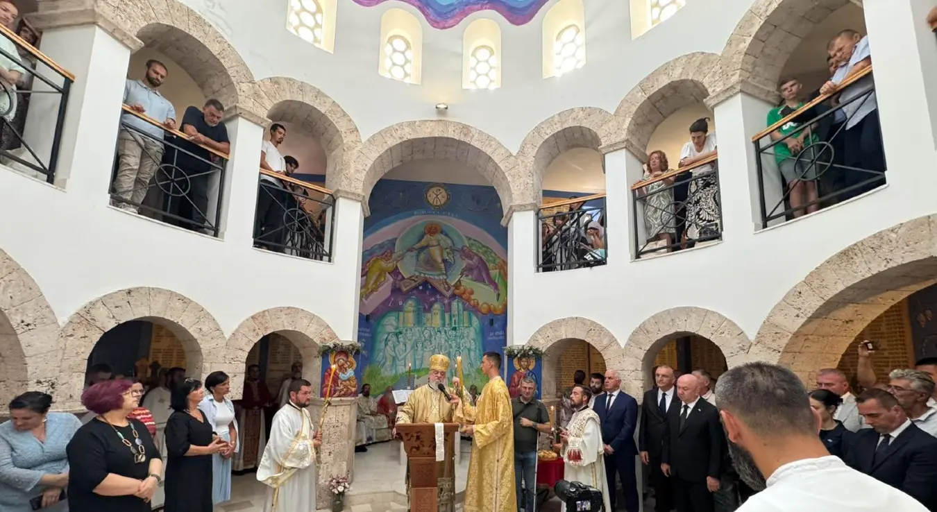 Светом архијерејском литургијом у Храму Христовог васкрсења у Пребиловцима код Чапљине данас се прослављају Свети пребиловачки и доњохерцеговачки мученици и обиљежава 85 година од злочина над српским народом у овом селу и доњој Херцеговини.
