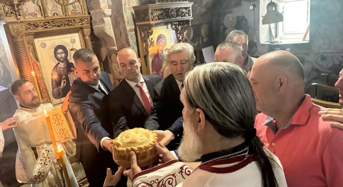 Обиљежавање крсне славе ХЕТ-а у манастиру Добрићево.