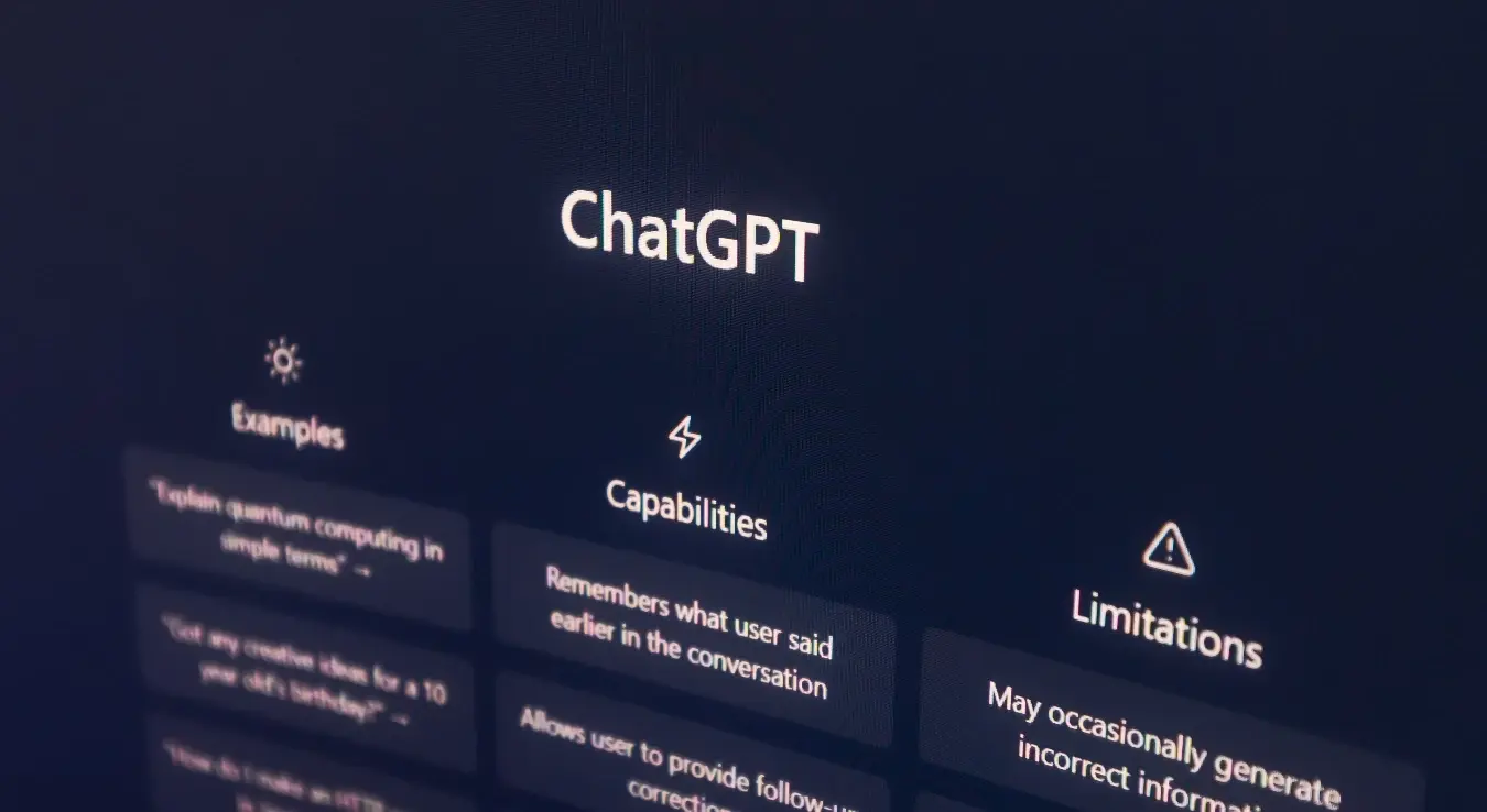 ChatGPT је напредни чет-бот са вјештачком интелигенцијом који разумије и производи текст сличан људском на основу усавршеног предвиђања ријеч.