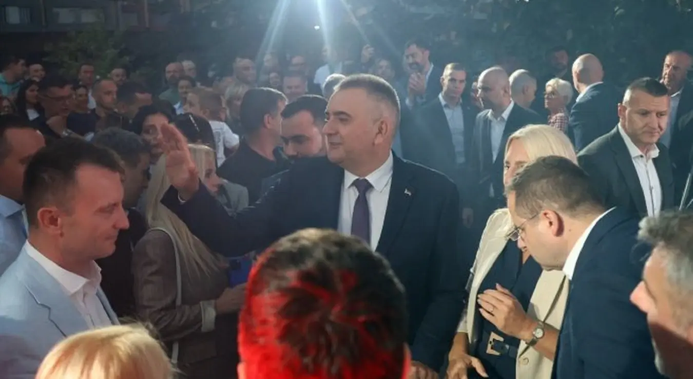 Минић: Хвала, Бањалуко, идемо снажно и одлучно у велику побједу