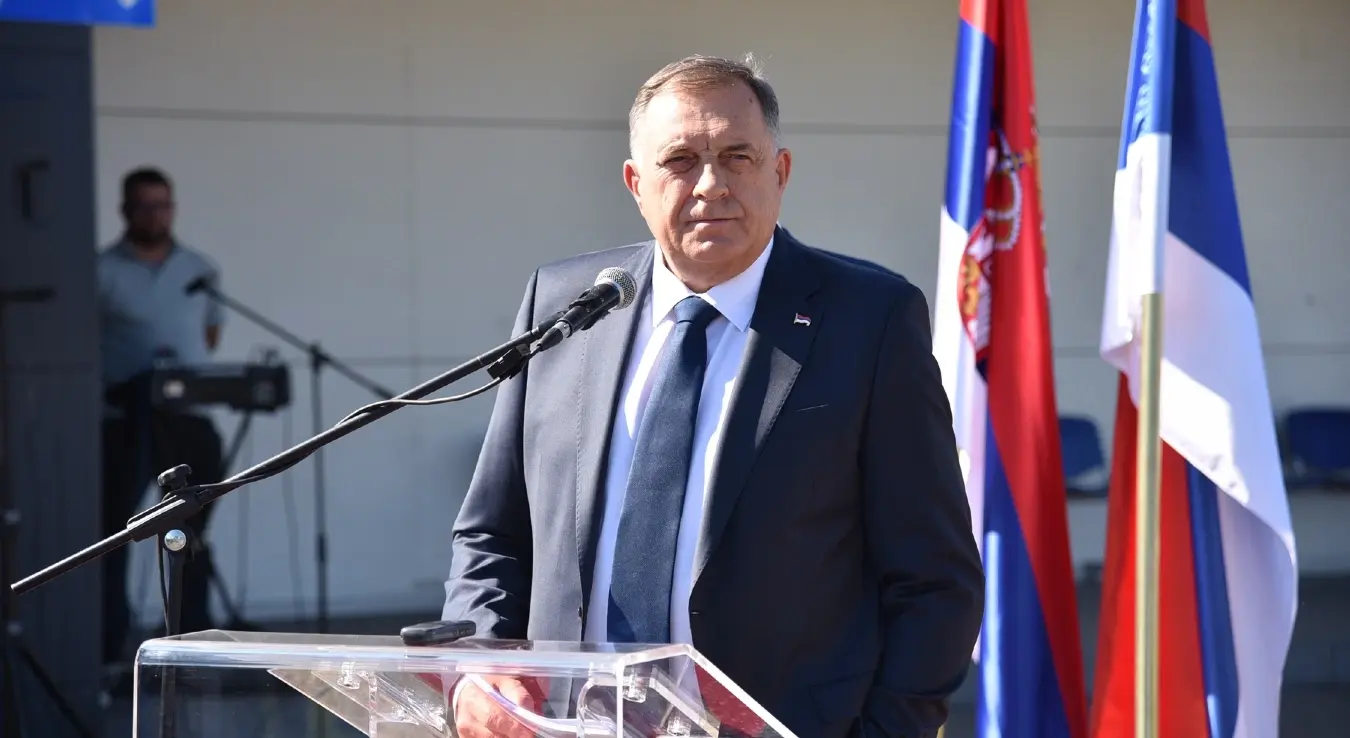 Предсједник СНСД-а Милорад Додик на Аеродрому Бањалука.