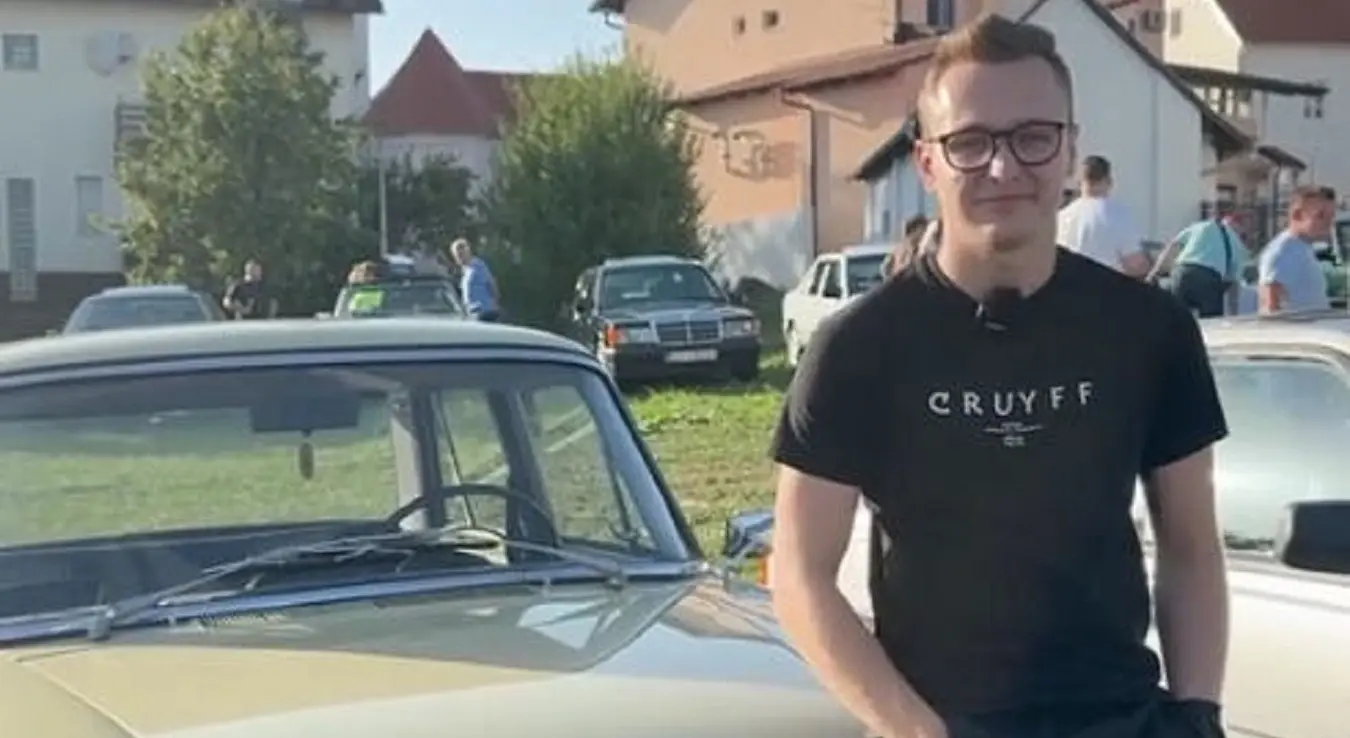 Овај младић чува ауто стар више од 50 година: Свог "тристаћа" из 1976. не би продао ни за милион евра
