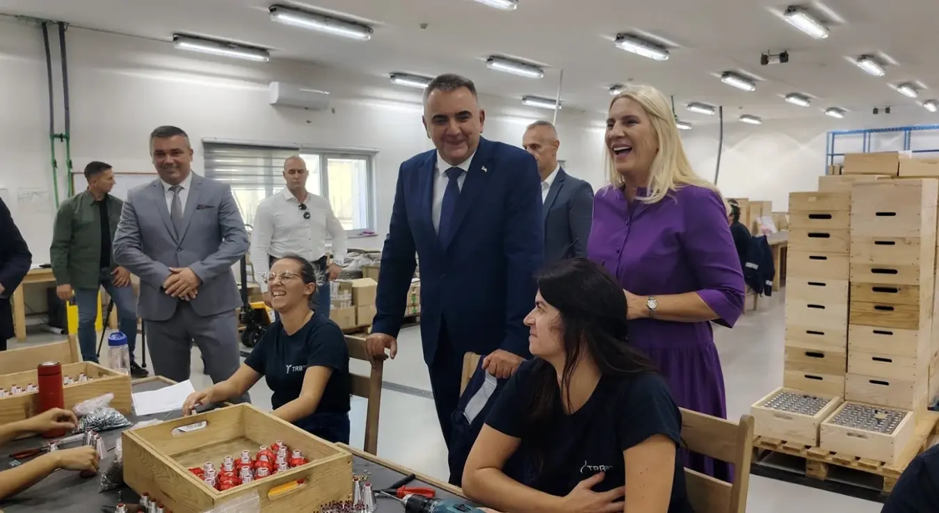 Минић и Цвијановић у Братунцу