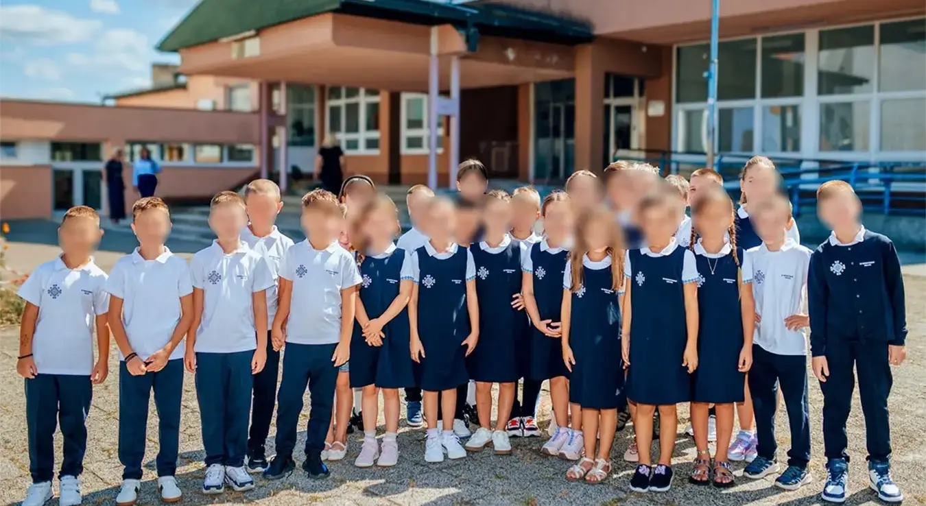 Случај "униформе и Станивуковић": Огласио се директор школе