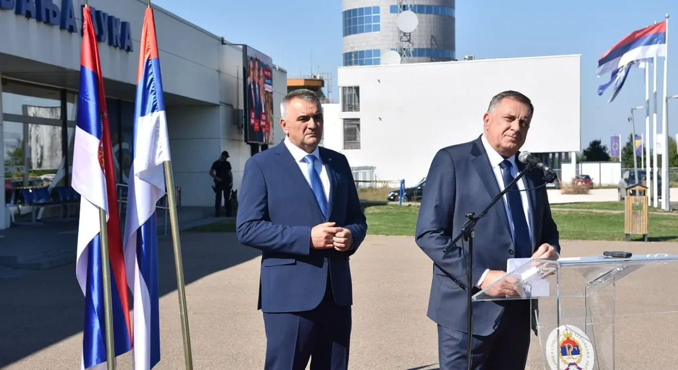 Додик и Минић на аеродрому Бањалука
