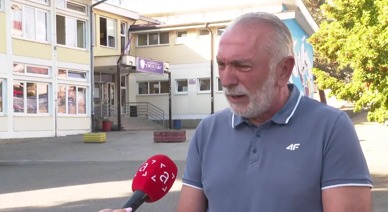 Предсједник Актива директора основних школа бањалучке регије Мирослав Попржен.