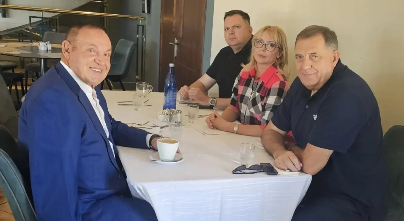 Предсједник Милорад Додик борави у посјети Израелу , гдје се данас састао са херојем Израела, великим личним и пријатељем Републике Српске и братом српског народа Мошеом Левијем.