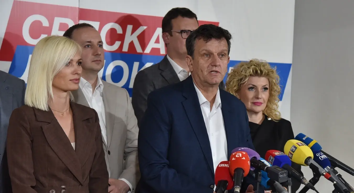 Бранко Блануша СДС састанак и сједница странке