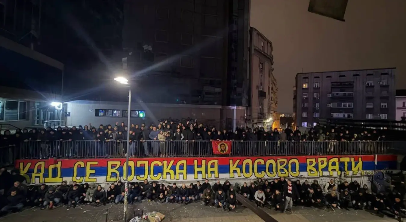 Грађани вратили прекречени графит