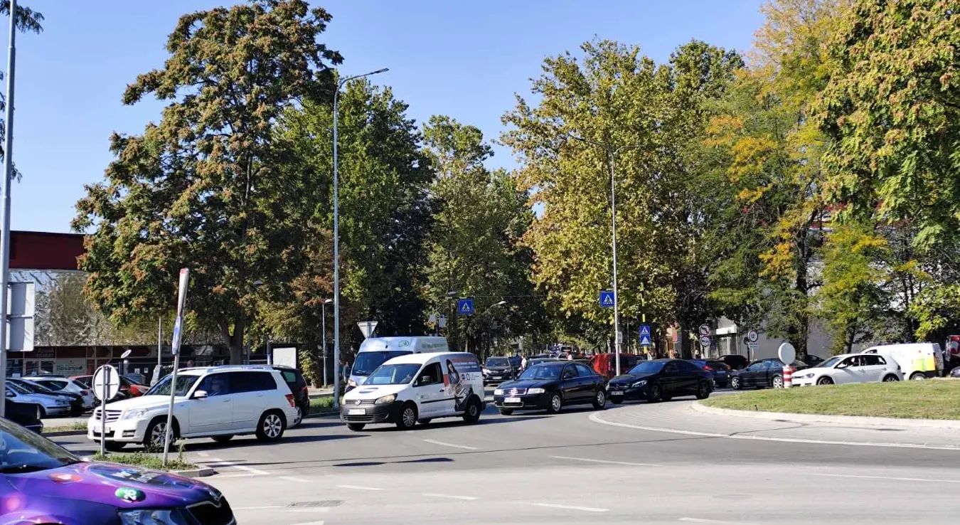 колапс гужва саобраћај колона возила Бањалука