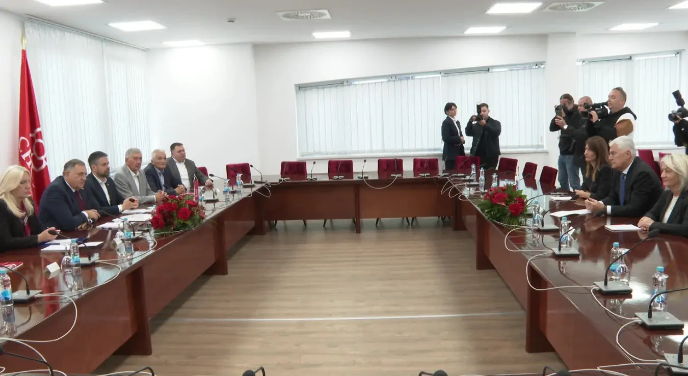 СНСД и ХДЗ састанак