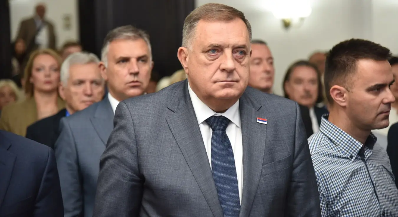 Манифестација "Од знања ћуприја"