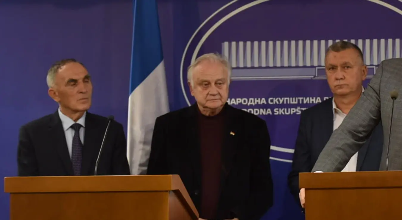 Драган Калинић, посланик првог сазива и некадашњи предсједник Народне скупштине Републике Српске.