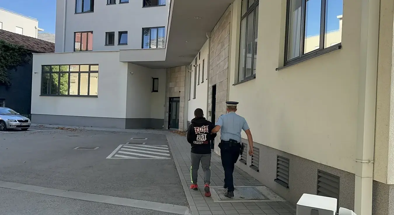 Срђан и Дејан Сорајић предати Тужилаштву у Требињу