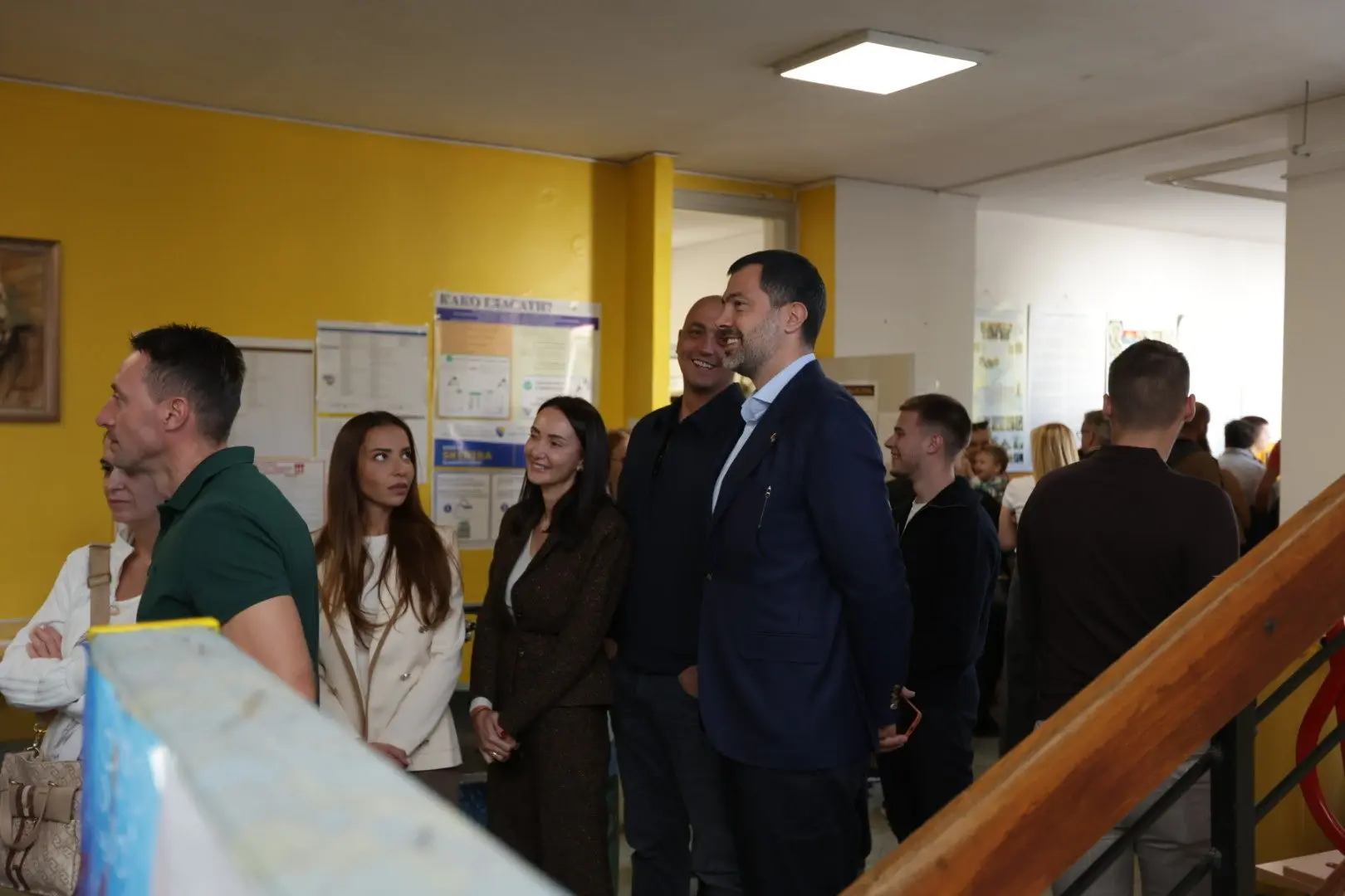 Игор и Горица Додик са породицом