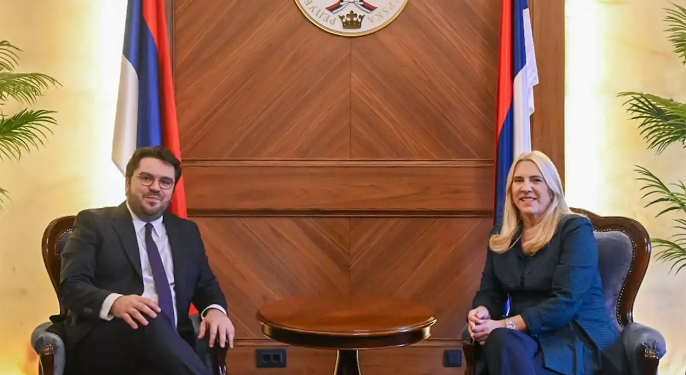 Српски члан Предсједништва БиХ Жељка Цвијановић разговарала је у Бањалуци са новоименованим амбасадором Републике Француске у БиХ Кевином Тулијеом о актуелној политичкој ситуацији и резултатима протеклих избора.